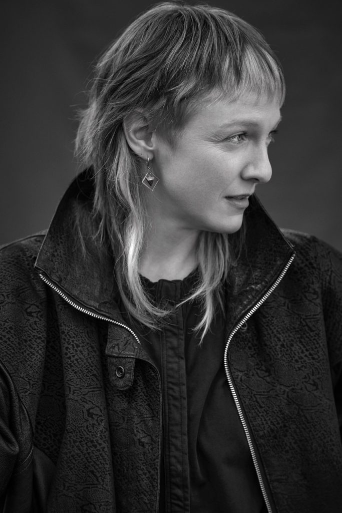 Literarni večer s kanadsko avtorico Catherine Dorion 2 Catherine foto Benoit Camirand